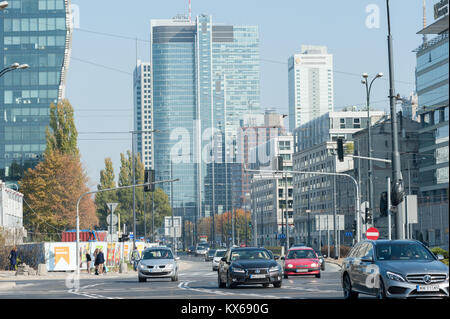 Varsavia POLONIA Ottobre 2014 Centro Città con Est Europa e architettura moderna Foto Stock