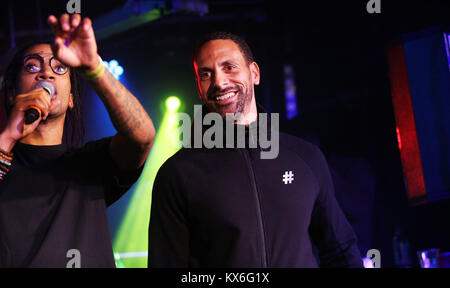 Rio Ferdinand lancia la sua nuova collezione di cinque sport con Direct con: Rio Ferdinand dove: Londra, Regno Unito quando: 07 Dic 2017 Credit: Joe Pepler/PinPep/WENN.com Foto Stock