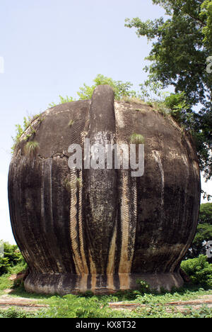 Grande elefante in Mingun, Mandalay Myanmar Foto Stock
