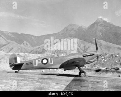 79 Sqn RAAF Spitfire (AWM P02874.033) Foto Stock