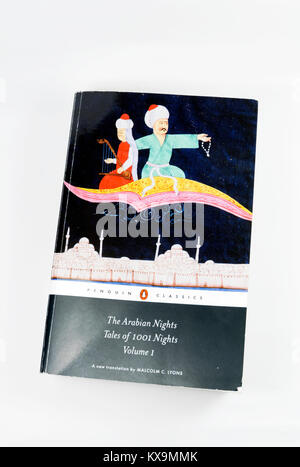 L'Arabian Nights, racconti di 1001 notti, volume 1, Penguin Classics prenota. Foto Stock