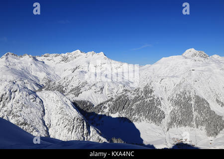 Vorarlberg Austria - 29 dicembre 2017: Arlberg Ski Area Foto Stock
