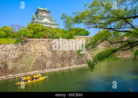 Il Castello di Osaka tour in barca Foto Stock
