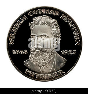 99,9% Prova Silver Medallion dotate di Wilhelm Conrad Röntgen, il celebre inventore tedesco di raggi X. Foto Stock