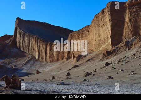 Roccia nella Valle della Luna, Valle de la Luna, San Pedro de Atacama, Antofagasta, Cile Foto Stock