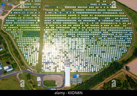 Vista aerea, termica solare sperimentale power plant Jülich, forno solare, solare specchio, Jülich, Jülich-Zülpicher Börde Foto Stock