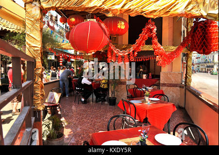 L'Avana, Cuba, 9 maggio 2009. Un ristorante Cinese di Dragone's street, a l'Avana del Chinatown, a l'Avana, Cuba, il 9 maggio 2009. Foto Stock