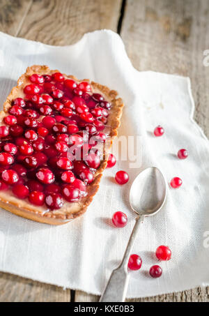 Crostata con gelificata di mirtilli rossi freschi Foto Stock