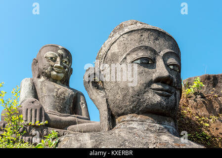 Statue di Buddha a Peisi Taung,Pizidaung),Mrauk U,Birmania,Myanmar Foto Stock