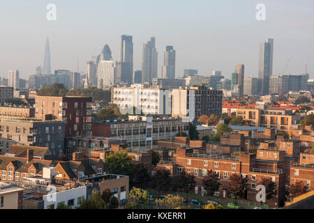 Lo skyline di Londra,l'Inghilterra,UK visto dal Tower Hamlets Foto Stock