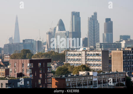 Lo skyline di Londra,l'Inghilterra,UK visto dal Tower Hamlets Foto Stock