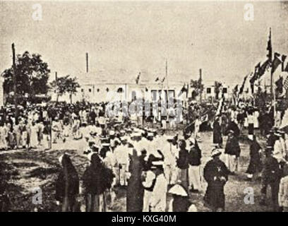 Il titolo è mancante o poco chiaro e non sono disponibili informazioni identificabili sull'oggetto o sul contesto, impedendo così una didascalia accurata. Foto Stock