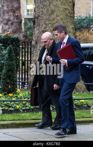 Londra, Regno Unito. Il 9 gennaio, 2018. Gavin Williamson MP, Segretario di Stato per la difesa, arriva al 10 di Downing Street per una riunione ministeriale. Credito: Mark Kerrison/Alamy Live News Foto Stock