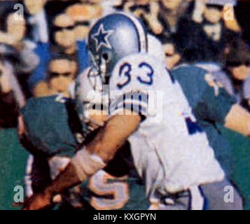 Una carta da football NFL di Jeno's Pizza del 1986 con Duane Thomas dei Dallas Cowboys. La carta raffigura Thomas che corse la palla durante il Super Bowl vi contro i Miami Dolphins, segnando la prima vittoria dei Cowboys nel Super Bowl. Foto Stock