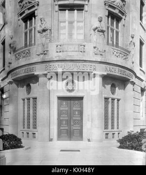 Un riferimento alla AHW Buchdruckerei Bernhard Meyer, una tipografia tedesca fondata nel 1916, che illustra il suo ruolo nell'editoria all'inizio del XX secolo. Foto Stock