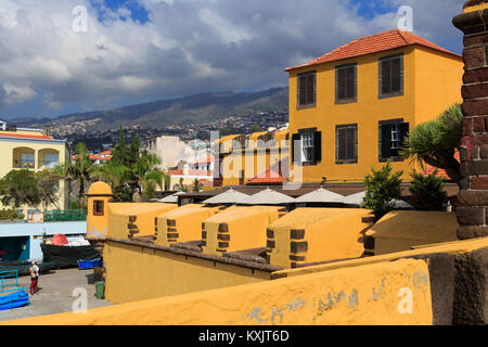 Sao Tiago Fort, città di Funchal, Madeira, Portogallo, Europa Foto Stock