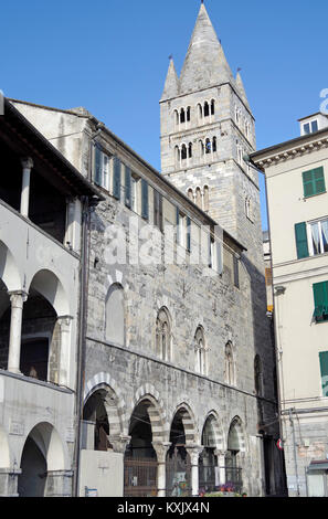 La Commenda di San Giovanni d' Pré, a Genova, un complesso di edifici in stile romanico tra cui due chiese sovrapposte, un ospedale e un convento, Foto Stock