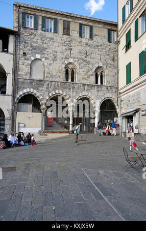 La Commenda di San Giovanni d' Pré, a Genova, un complesso di edifici in stile romanico tra cui due chiese sovrapposte, un ospedale e un convento, Foto Stock