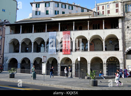 La Commenda di San Giovanni d' Pré, a Genova, un complesso di edifici in stile romanico tra cui due chiese sovrapposte, un ospedale e un convento, Foto Stock