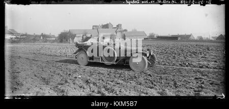 Berzy. 09-03-18. RB en voiture Delage - Fonds Berthelé - 49FI1099 Foto Stock