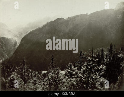 Blick vom Wege zur Kronalpe nach Süden auf MAlurch. Aufgenommen am 22.Settembre 1915. (BildID 15462001) Foto Stock