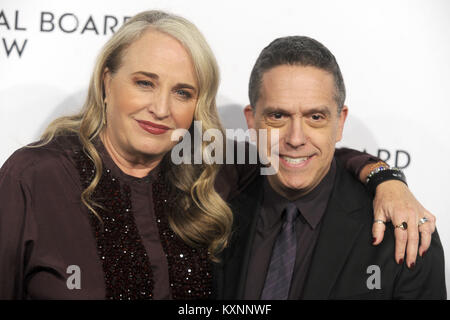 Darla K. Anderson e Lee Unkrich frequentare il National Board of Review Annual Awards Gala a Cipriani 42nd Street su Gennaio 9, 2018 a New York City. | Verwendung weltweit Foto Stock