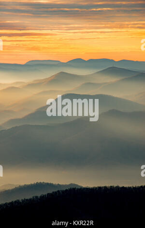 Alba da Clingman la cupola, Great Smoky Mountains NP, TN, Stati Uniti d'America, da Bill Lea/Dembinsky Foto Assoc Foto Stock