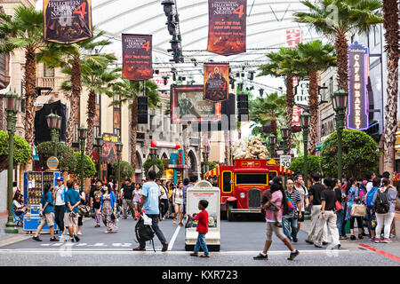 SINGAPORE - Ottobre 17, 2014: Universal Studios di Singapore è un parco a tema situato all'interno di Resorts World Sentosa sull'Isola di Sentosa, Singapore. Foto Stock