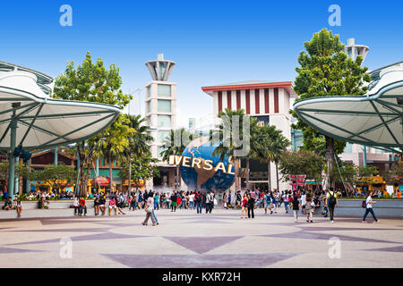 SINGAPORE - Ottobre 17, 2014: Universal Studios di Singapore è un parco a tema situato all'interno di Resorts World Sentosa sull'Isola di Sentosa, Singapore. Foto Stock