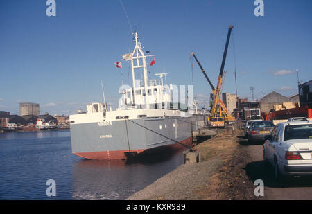 Il cambiamento di uso del suolo disindustrializzazione nella darsena del Port Harbour area, Ipswich, Suffolk, Inghilterra, Regno Unito degli anni novanta spedizione in banchina 29 Marzo 1994 Foto Stock