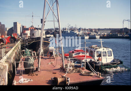 Il cambiamento di uso del suolo disindustrializzazione nella darsena del Port Harbour area, Ipswich, Suffolk, Inghilterra, Regno Unito degli anni novanta 29 Marzo 1994 Foto Stock