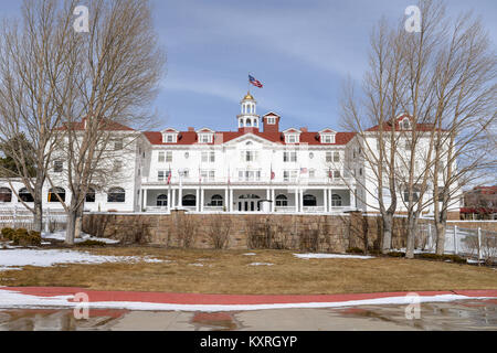 Stanley Hotel - una chiusura anteriore vista invernale del famoso Stanley Hotel a Estes Park, COLORADO, Stati Uniti d'America. Foto Stock