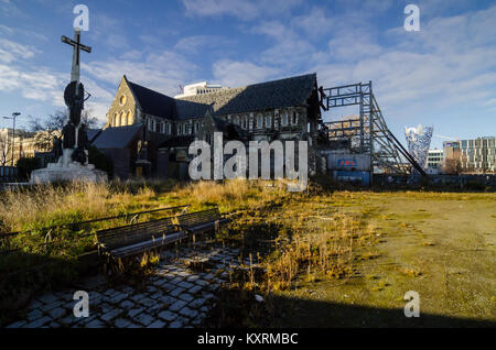 Christchurch città iconici la cattedrale di Christchurch è stato gravemente danneggiato e ha perso la sua guglia dopo il febbraio 2011 Christchurch terremoto. Foto Stock