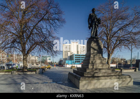 John Robert Godley Statua in Christchurch. Godley era uno statista irlandese e il burocrate, egli è considerato il fondatore di Canterbury, Nuova Zelanda Foto Stock