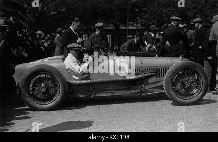 Edmond Bourlier al 1926 San Sebastián Grand Prix Foto Stock