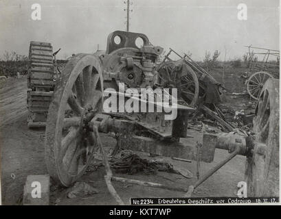 Artiglieria catturata di fronte a Codroipo il 18 novembre 1917, parte dell'archivio di stampa di guerra austro-ungarico che documenta il sequestro di armi italiane durante la prima guerra mondiale. Foto Stock