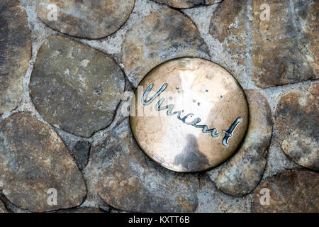 Un materiale metallico Vincent Van Gogh segnavia nelle strade di Saint-Remy-de-Provence, Francia Foto Stock