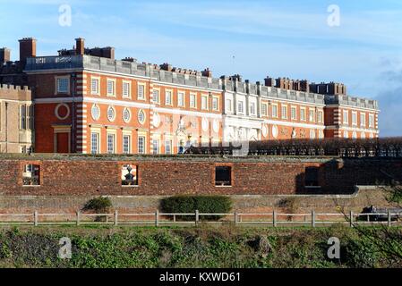 Esterno del Palazzo di Hampton Court West London Inghilterra England Regno Unito Foto Stock
