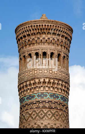 Modello in scala o repliche del Minareto Kalyan, po-i-Kalyan moschea, Bukhara, Uzbekistan presso il patrimonio islamico Theme Park, Kuala Terengganu, Malaysia Foto Stock