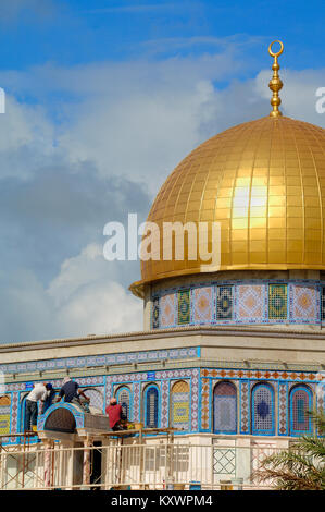 Modello in scala o la replica della Cupola della Roccia santuario islamico, Gerusalemme, alla civiltà islamica Theme Park (ICTP), Kuala Terengganu, Malaysia Foto Stock