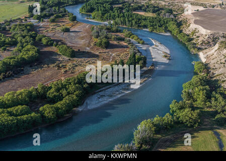 Clutha River, collegamento tra il lago Wanaka e lago Dunstan, Otago, Nuova Zelanda Foto Stock