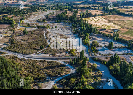 Clutha River, collegamento tra il lago Wanaka e lago Dunstan, Otago, Nuova Zelanda Foto Stock
