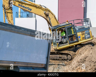 Gosford, Australia - 31 agosto. 2017: Scavo progressi su un blocco di nuove unità abitative in costruzione a 47 Beane San Gosford, Australia Foto Stock