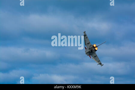 RAF Typhoon sul display a Portrush Airshow di Foto Stock
