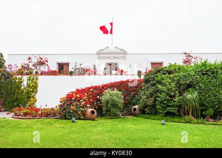 LIMA, Perù - 28 Maggio 2015: Il Museo Larco è un museo di arte pre-colombiana, che si trova a Lima in Perù Foto Stock