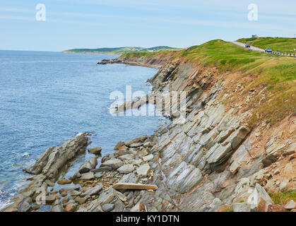 Rocky robusto golfo di St Lawrence sulla costa occidentale di Cape Breton Island, Nova Scotia, Canada Foto Stock