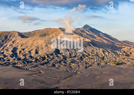 Monte Bromo sull isola di Giava, in Indonesia Foto Stock