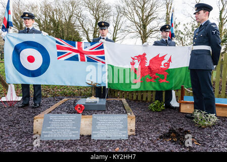 Llanystumdwy, Gwynedd, Regno Unito. Xii gen, 2018. Regno Unito. La RAF, il Lord Luogotenente di Gwynedd, Gwynedd consiglio e Galles ricorda commemorare il Primo Ministro David Lloyd George per la decisione di creare il primo al mondo indipendente di Air Force nel 1918. Credito: Michael Gibson/Alamy Live News Foto Stock