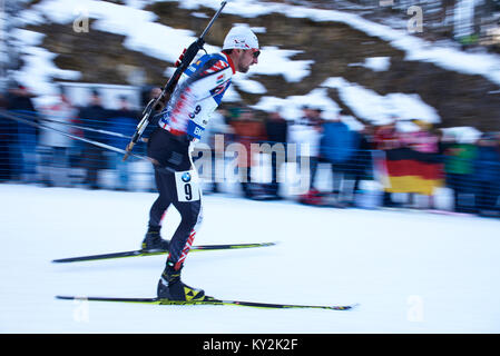 Ruhpolding in Germania. Xii gen, 2018. SINAPOV Anton (BUL) Mens 7.5 km staffetta, IBU Coppa del Mondo di calcio, Chiemgau Arena, Ruhpolding in Germania. Credito: Marcel Laponder/Alamy Live News Foto Stock