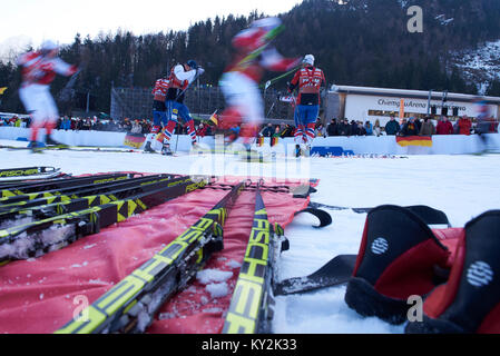 Ruhpolding in Germania. Xii gen, 2018. Mens 7.5 km staffetta, IBU Coppa del Mondo di calcio, Chiemgau Arena, Ruhpolding in Germania. Credito: Marcel Laponder/Alamy Live News Foto Stock